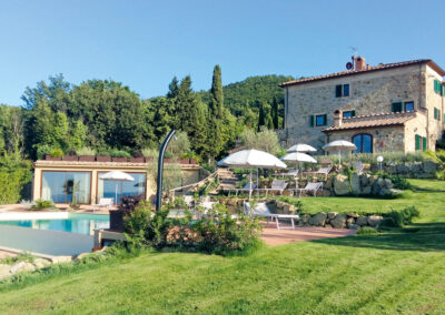 Landhaus Toskana-Retreat / Haupthaus, Yogaraum, Pool, Terrassen und Garten