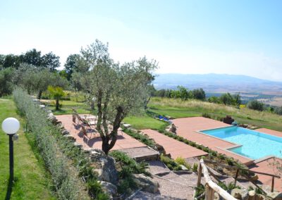 Landhaus Toskana-Retreat / Pool und Terrassen mit Aussicht